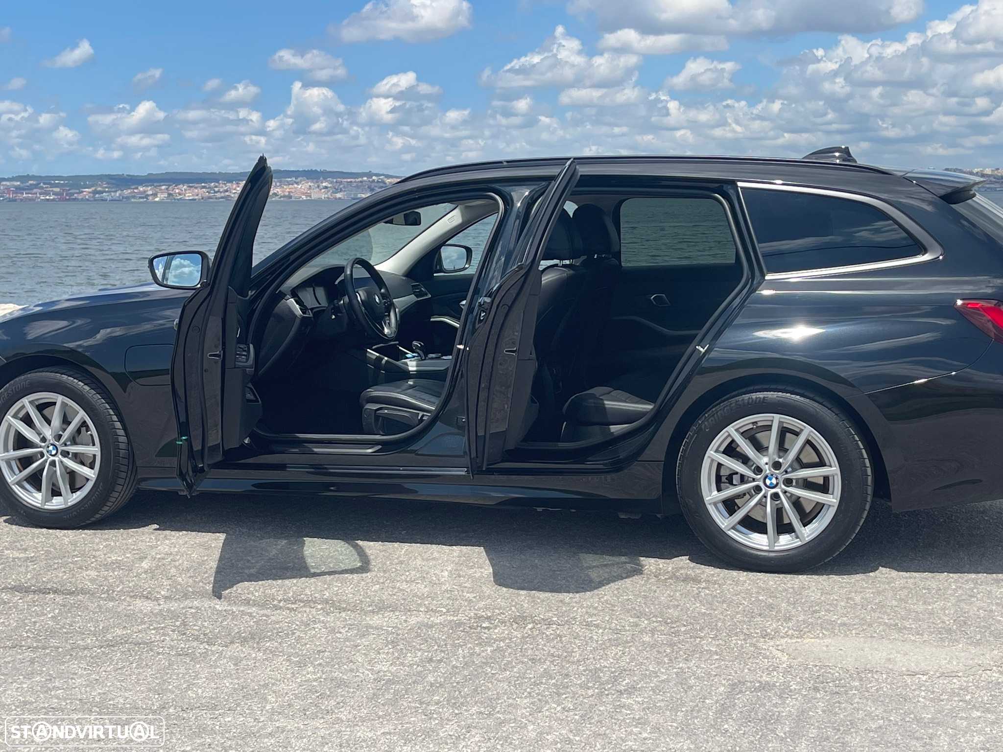 BMW 330 e Touring Line Sport Auto - 2
