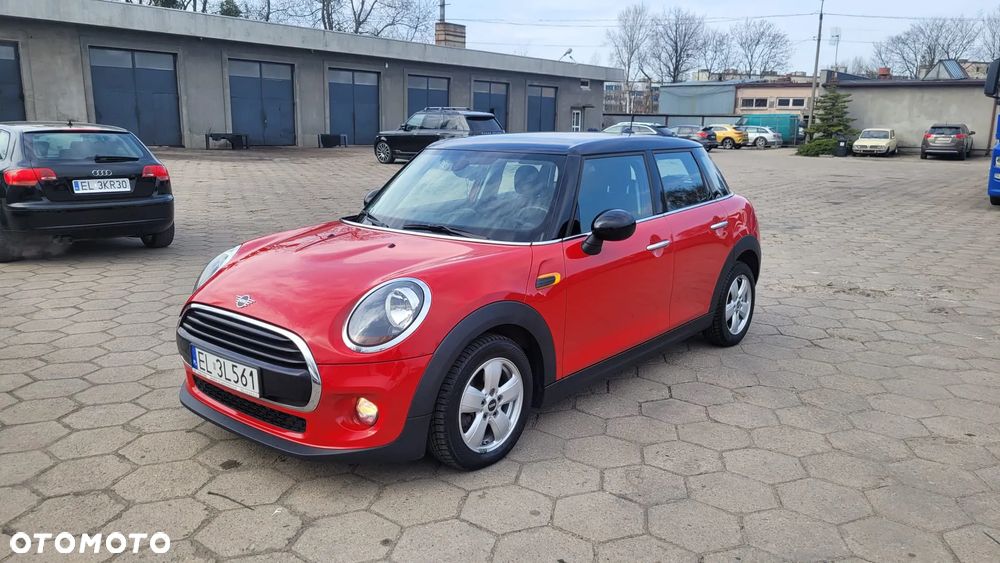 MINI Cooper Standard - 1