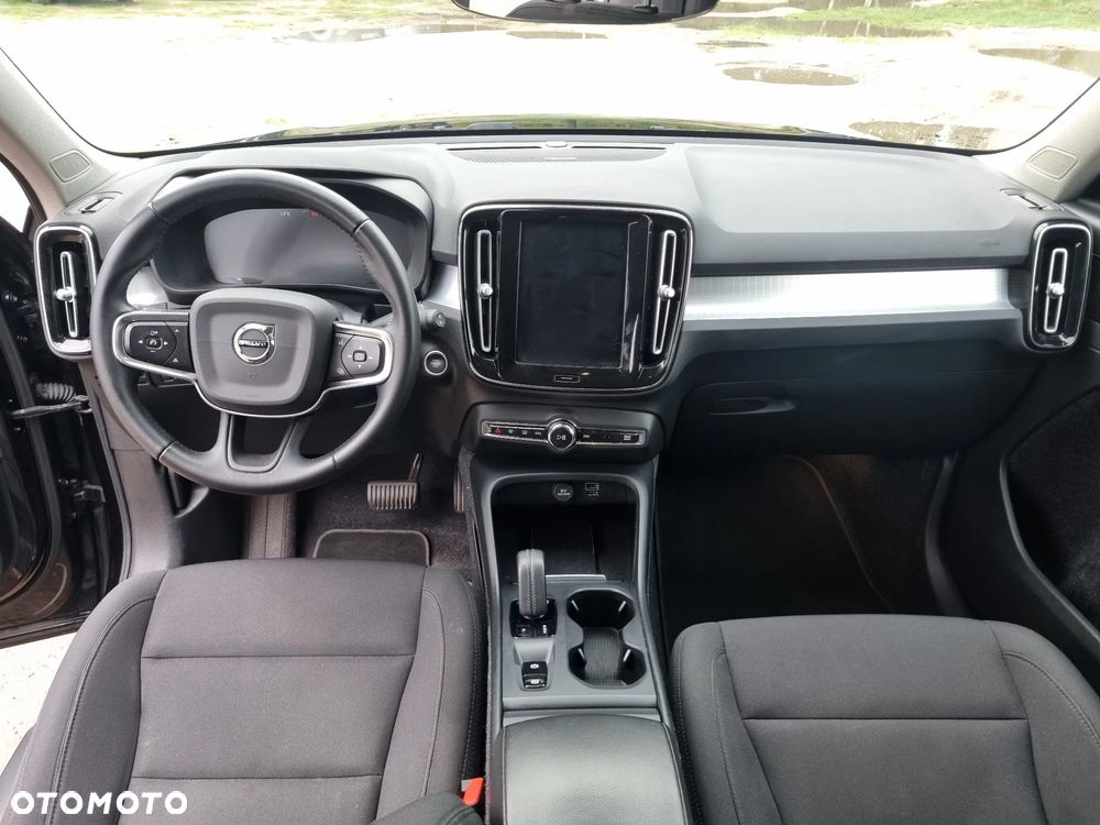 Volvo XC 40 D3 AWD Geartronic Momentum Pro - 7