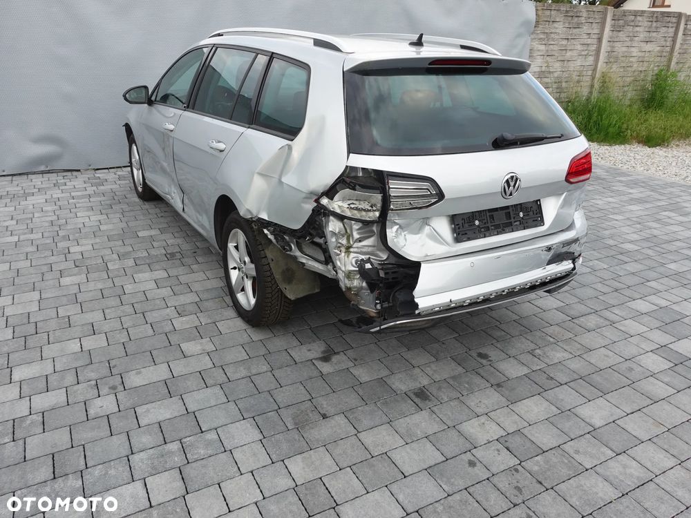 Volkswagen Golf 1.6 TDI SCR IQ.DRIVE - 6