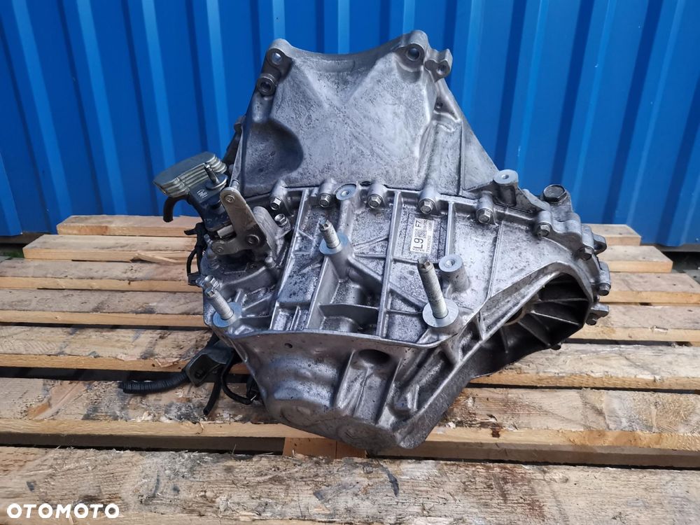 MAZDA CX5 II 17- SKRZYNIA BIEGOW MANUAL 2X4 2.0 BENZYNA 50 TYS KM C6680 L9 - 2