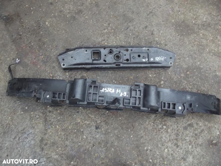 Radiator Opel Astra H 1.3 intercooler electroventilator astra h 1.3 - 2