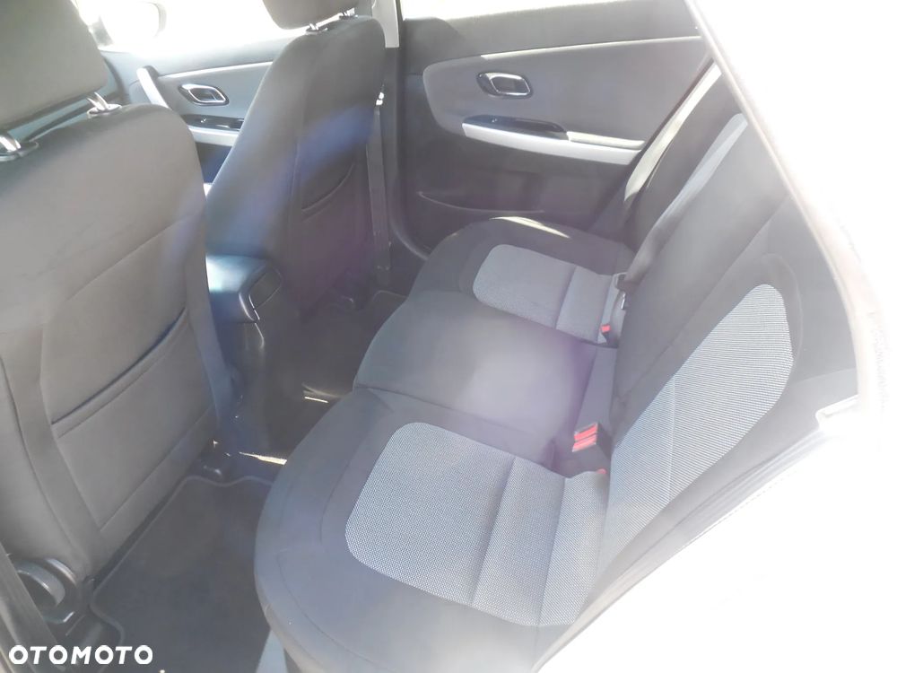 Kia Ceed 1.6 CRDi 136 ISG Dream Team Edition - 21