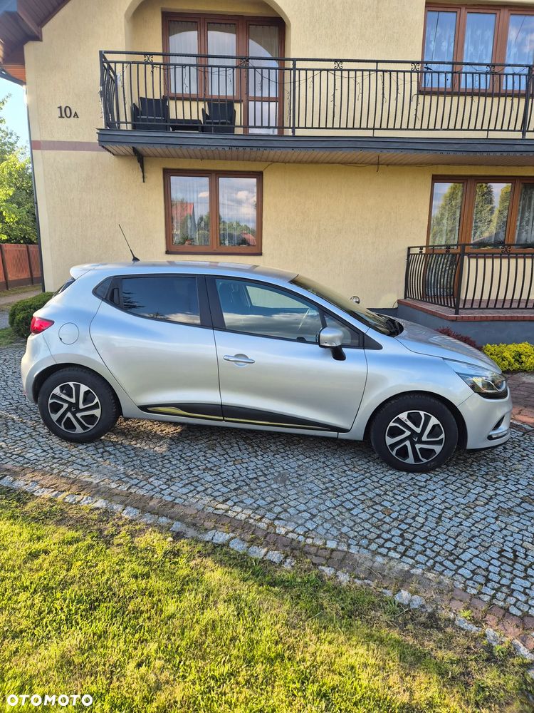 Renault Clio - 21