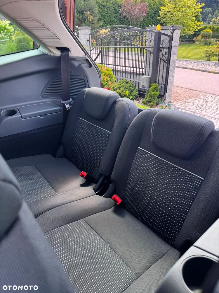 Ford Grand C-MAX - 7