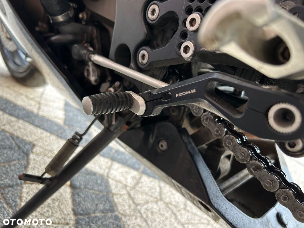 Kawasaki ZX - 24