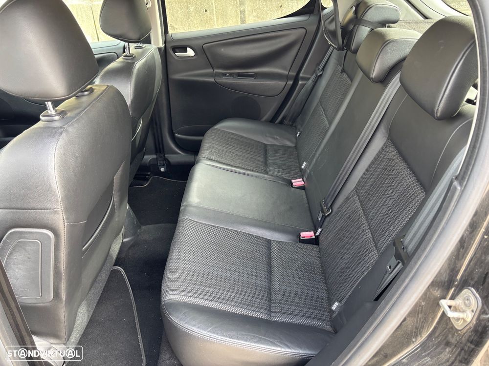 Peugeot 207 1.4 HDi Premium - 9