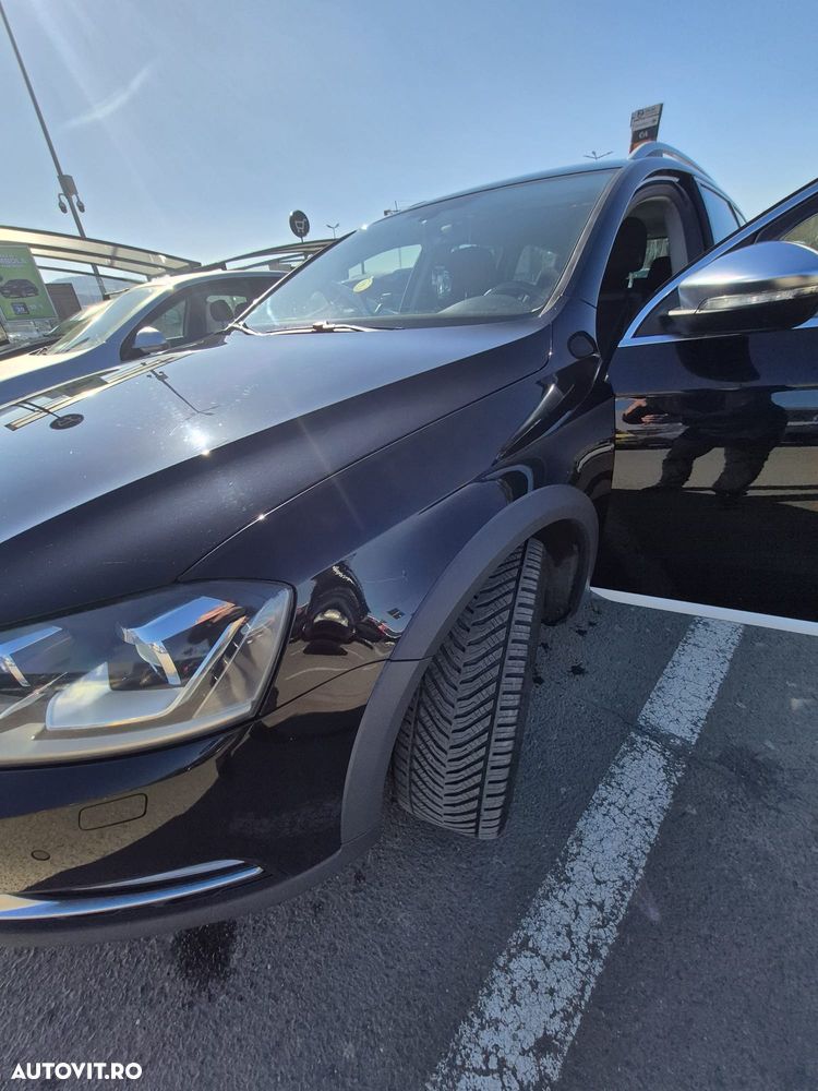 Volkswagen Passat Alltrack 2.0 TDI 4Motion BlueMotion Tec - 4