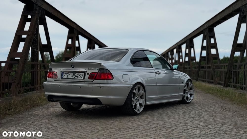 BMW Seria 3 328Ci - 2