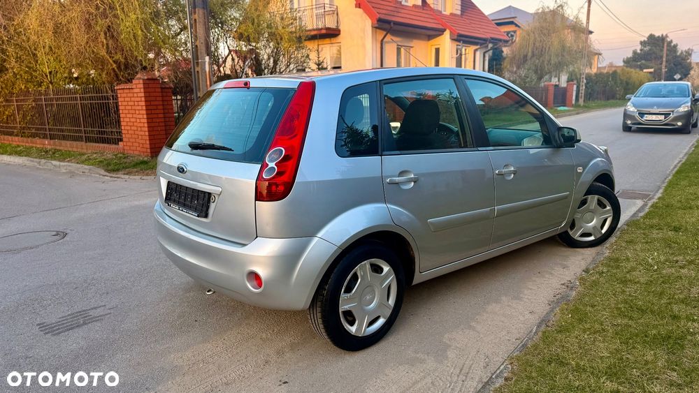 Ford Fiesta 1.4 Silver Magic - 3