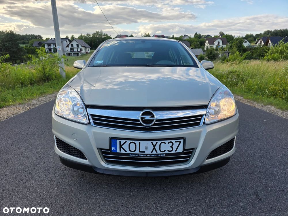Opel Astra 1.4 Enjoy - 24