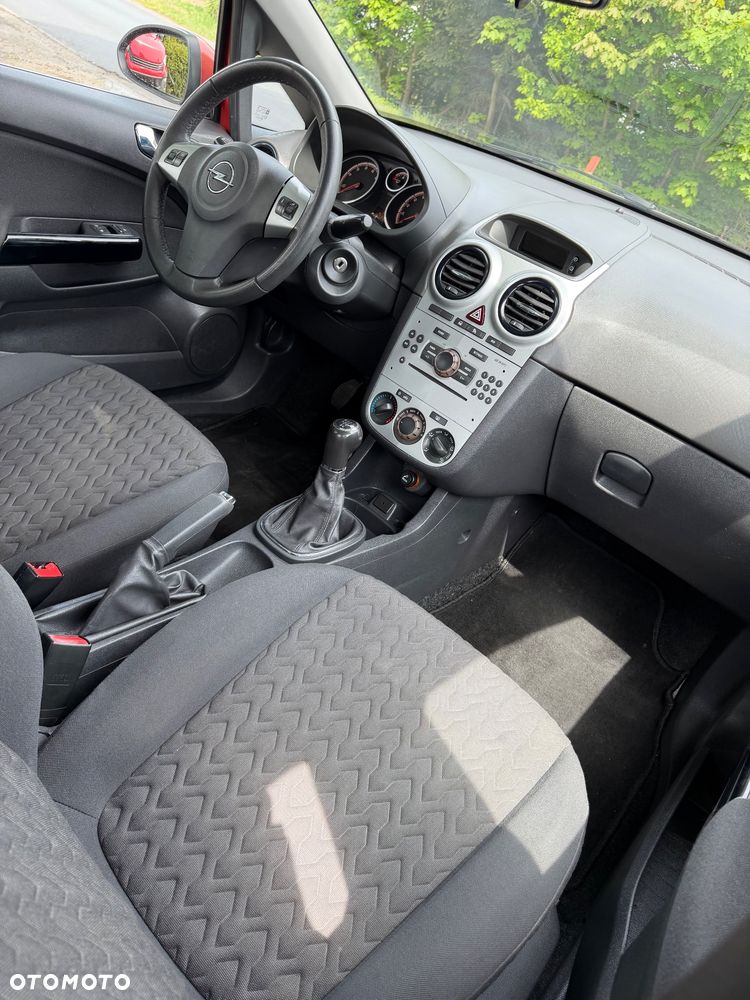 Opel Corsa 1.2 16V Enjoy - 17