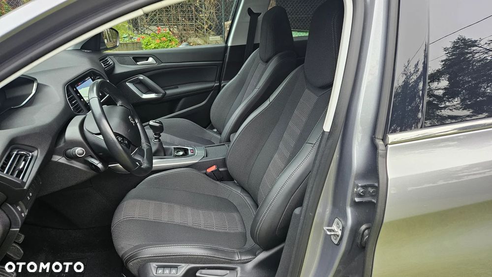 Peugeot 308 BlueHDi 130 Allure Pack - 9