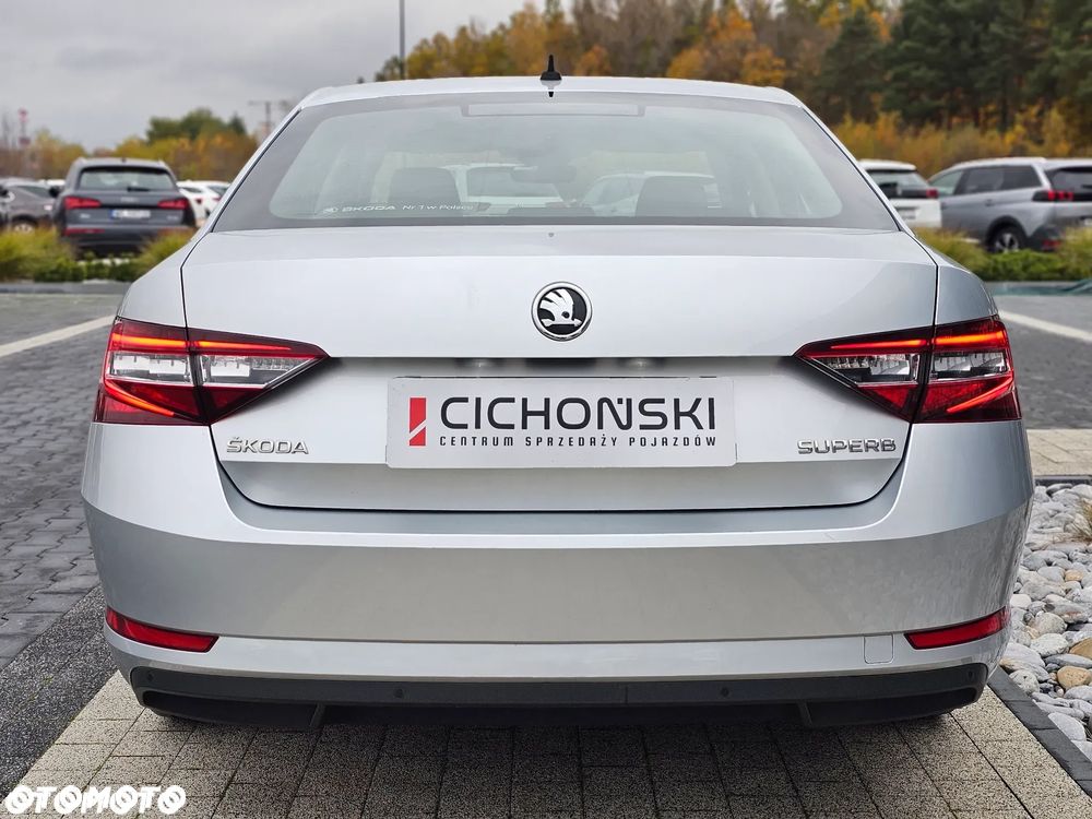 Skoda Superb 1.5 TSI Ambition - 6