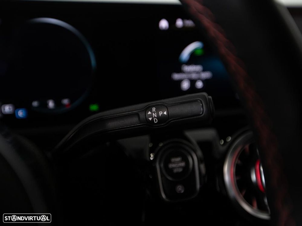 Mercedes-Benz CLA 200 d Shooting Brake 8G-DCT Edition AMG Line - 15