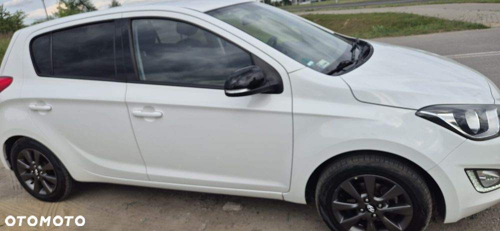 Hyundai i20 1.2 Intro Edition - 8