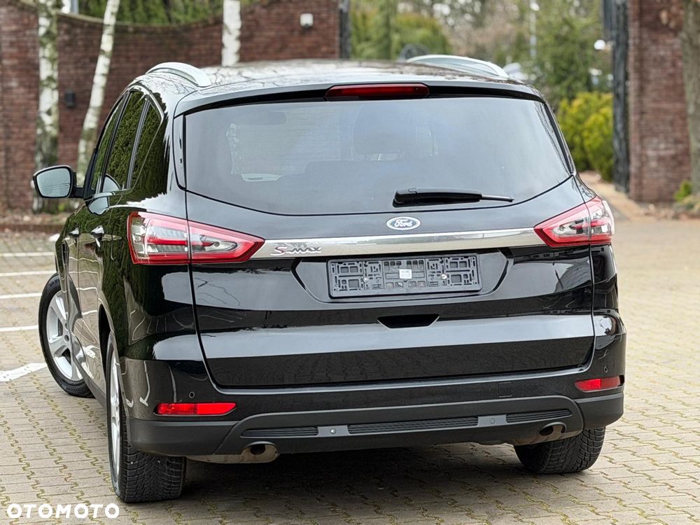 Ford S-Max - 21