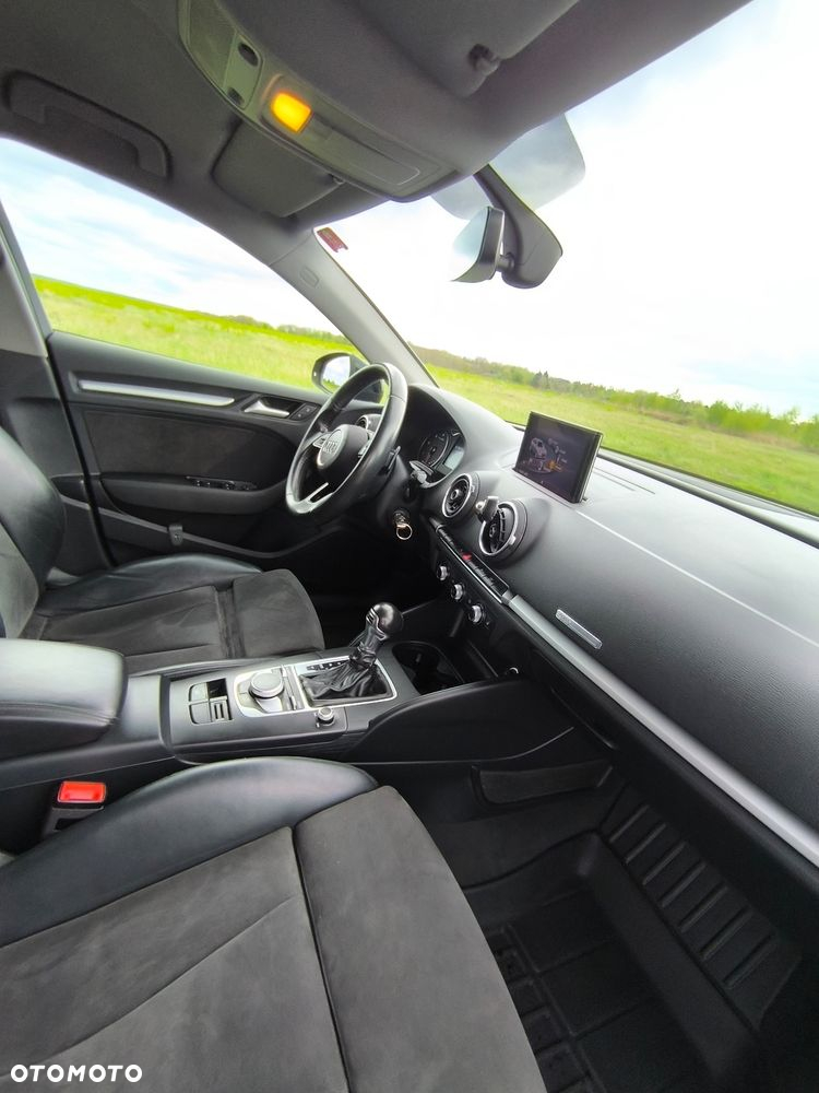 Audi A3 1.6 TDI S tronic - 16