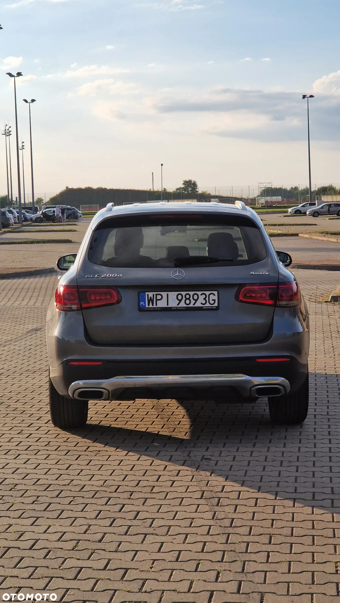 Mercedes-Benz GLC 200 d 4-Matic Business Edition - 4