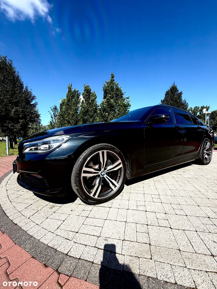 BMW Seria 7 730d - 27