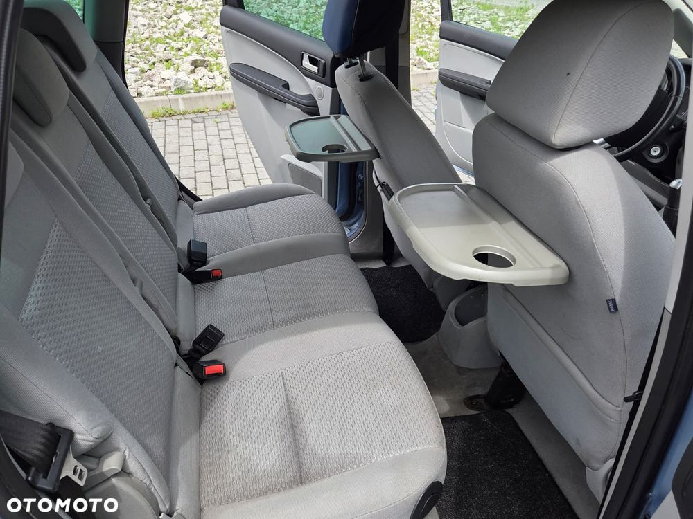 Ford Focus C-Max 1.6 TDCi Ambiente - 25