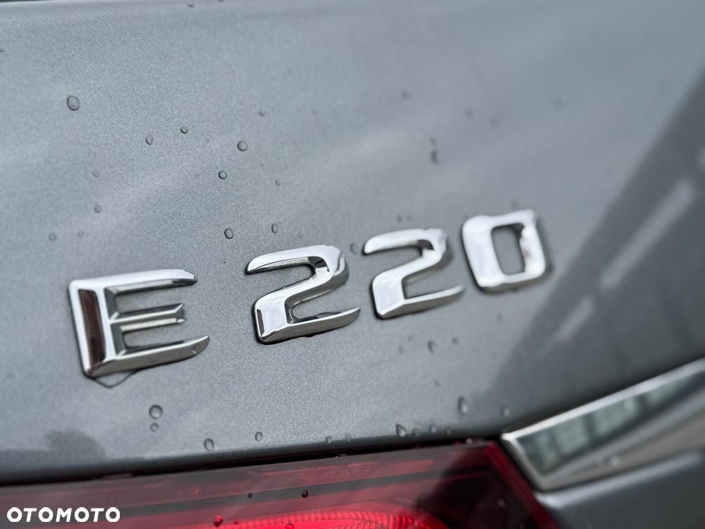 Mercedes-Benz Klasa E 220 BlueTEC 9G-TRONIC Avantgarde - 22