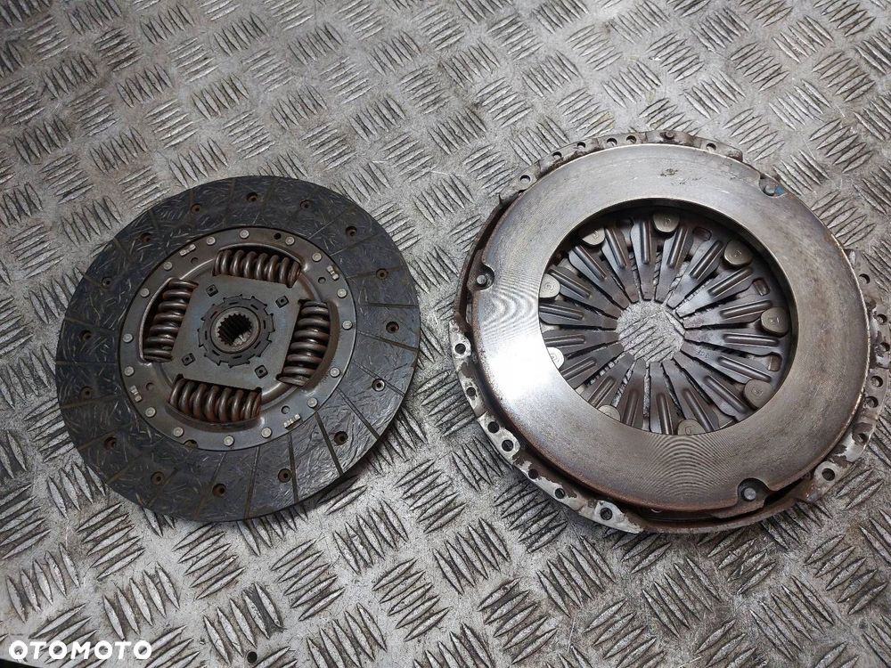 SPRZĘGŁO TARCZA + DOCISK HYUNDAI I30 I LIFT 1.6 CRDI - 4