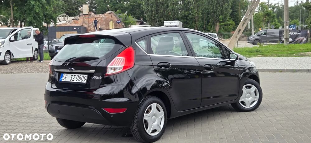 Ford Fiesta 1.0 EcoBoost STart-Stop Titanium - 12