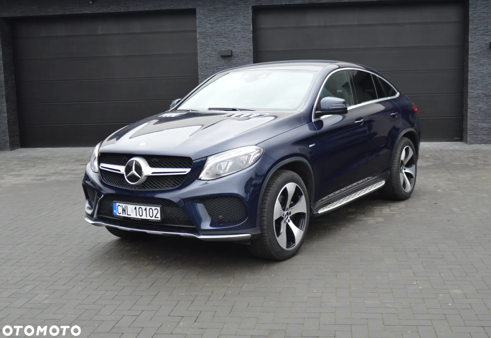 Mercedes-Benz GLE 350 d Coupe 4Matic 9G-TRONIC AMG Line - 12
