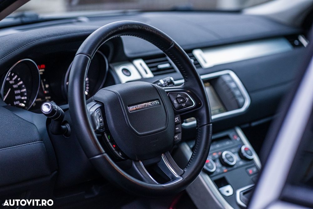 Land Rover Range Rover Evoque - 26