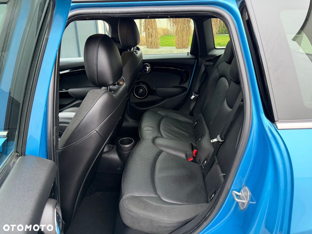 MINI Cooper S Sport-Aut - 11