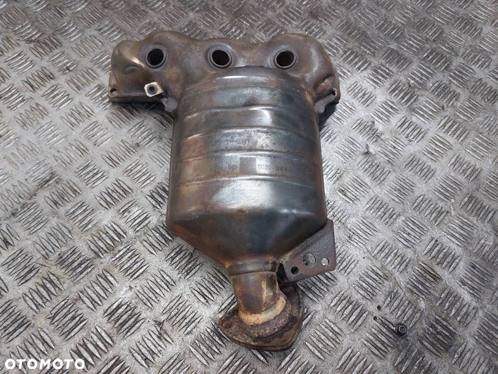 KOLEKTOR WYDECHOWY + KATALIZATOR PUSTY OPEL ASTRA H 55561249 1.4 16V - 1