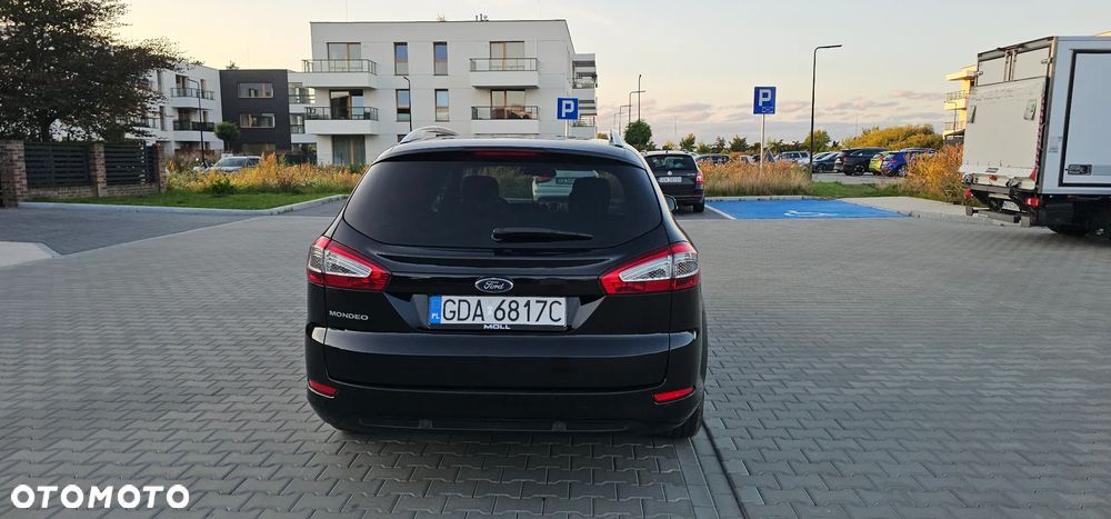 Ford Mondeo 2.0 TDCi Titanium - 12