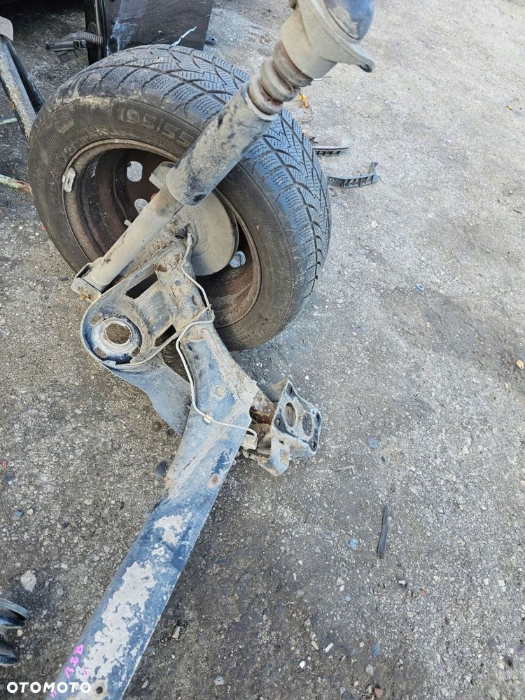 BELKA ZAWIESZENIA TYŁ AUDI TT 8N EU 98 - 6