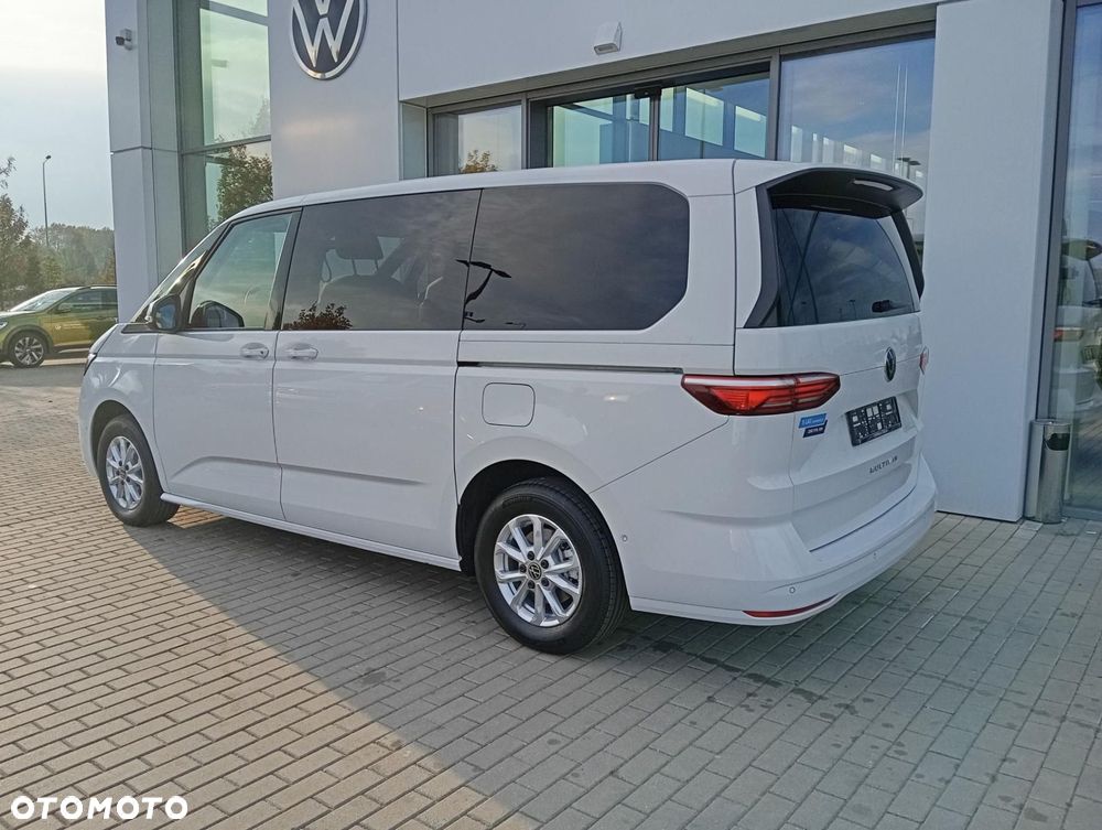 Volkswagen Multivan - 16