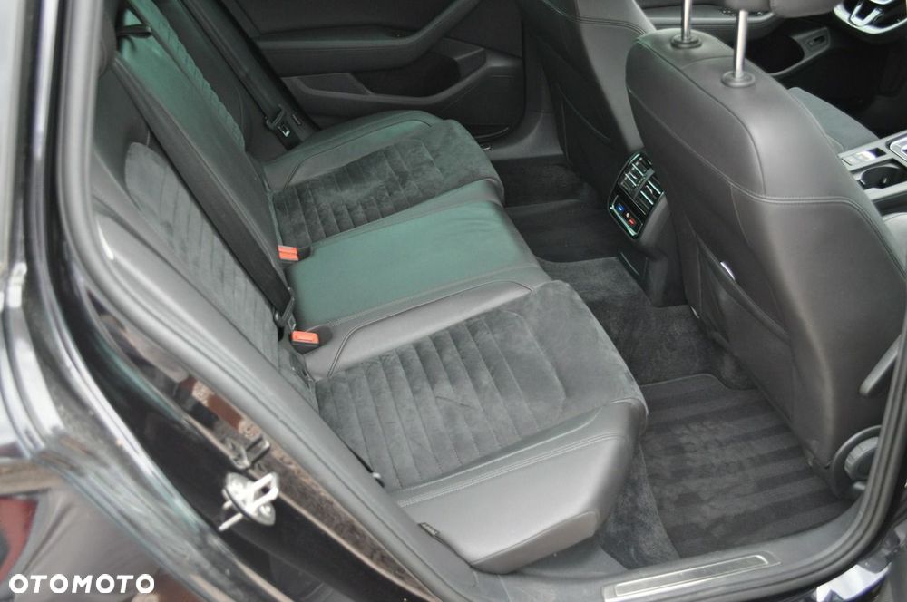 Volkswagen Passat - 33