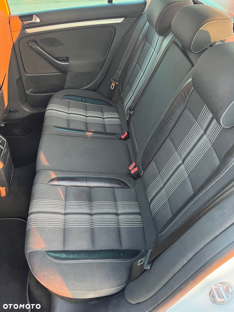 Volkswagen Golf 1.6 TDI BlueMot Trendline - 21