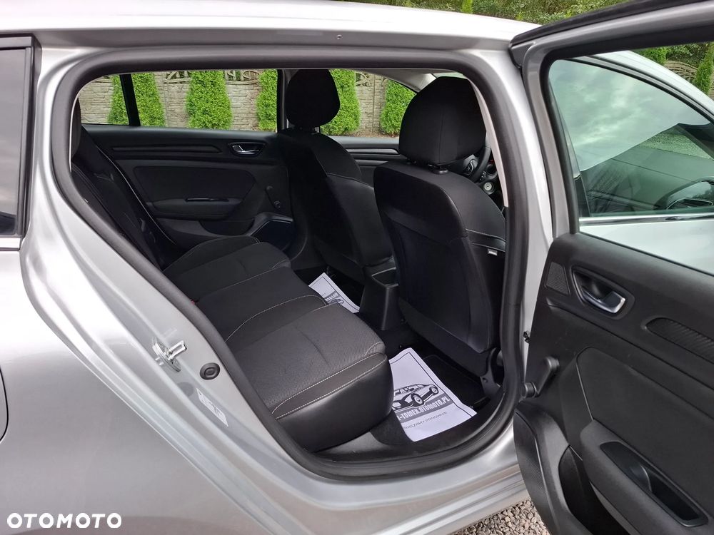 Renault Megane - 18