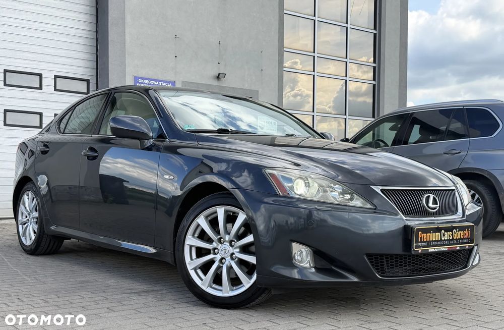 Lexus IS 250 Luxury Line - 2