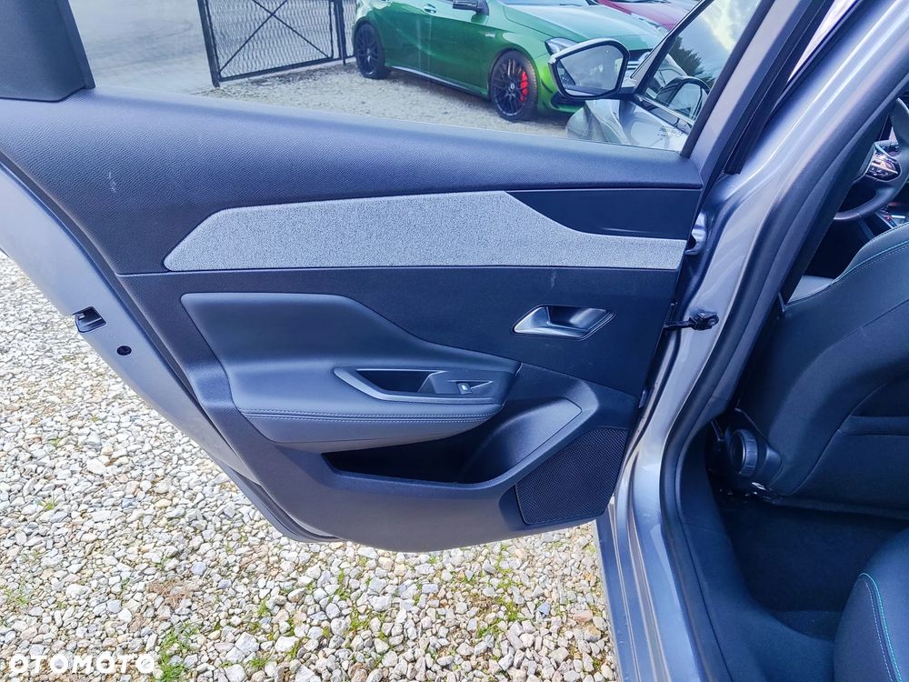 Peugeot 308 1.2 PureTech Allure Pack S&S EAT8 - 17
