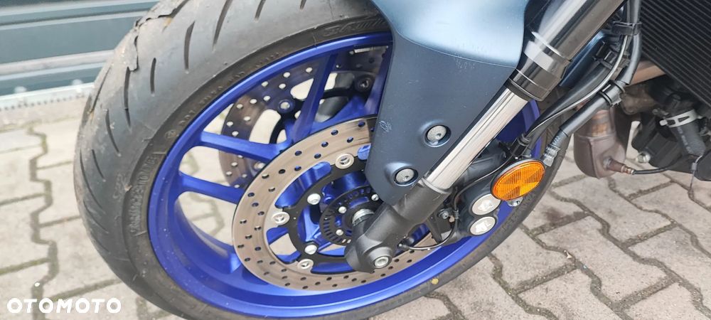 Yamaha MT - 12