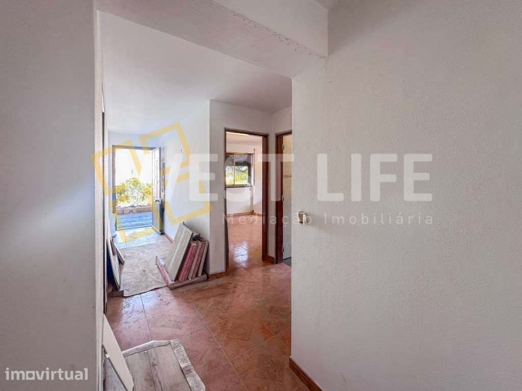 Apartamento T3 com Terraço para Arrendamento na Lagoa | Santo Isidoro - Grande imagem: 4/16