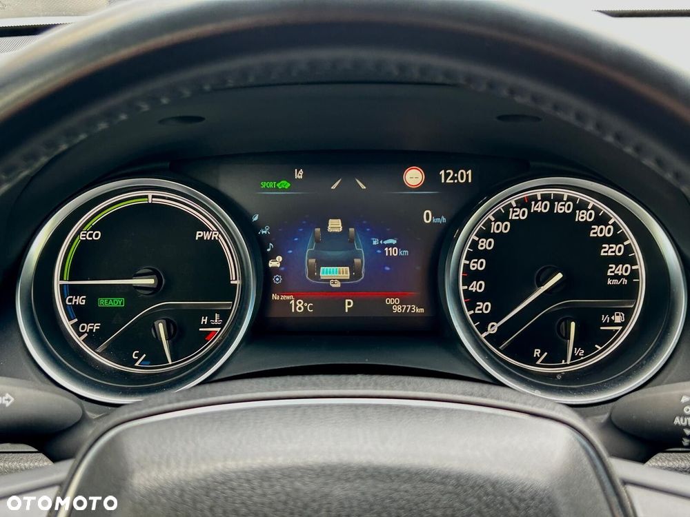 Toyota Camry 2.5 Hybrid Comfort CVT - 23