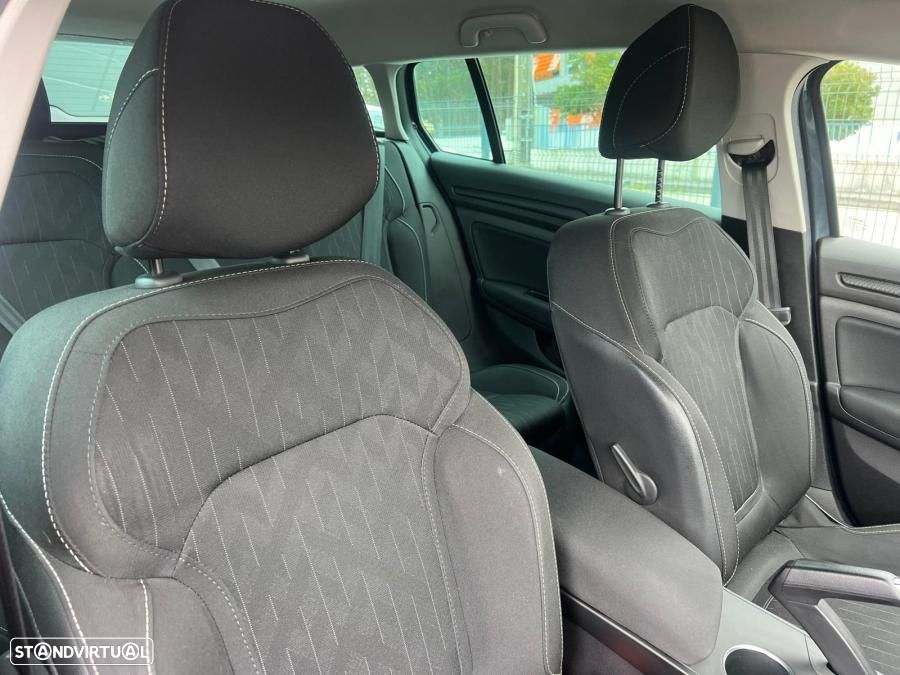 Renault Mégane 1.5 Blue dCi Limited - 8