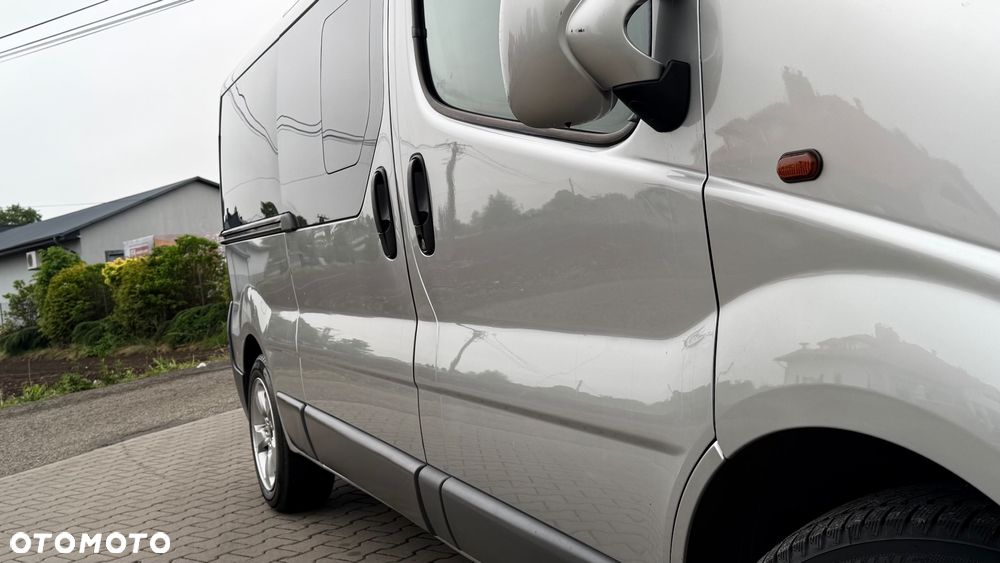 Opel Vivaro - 15