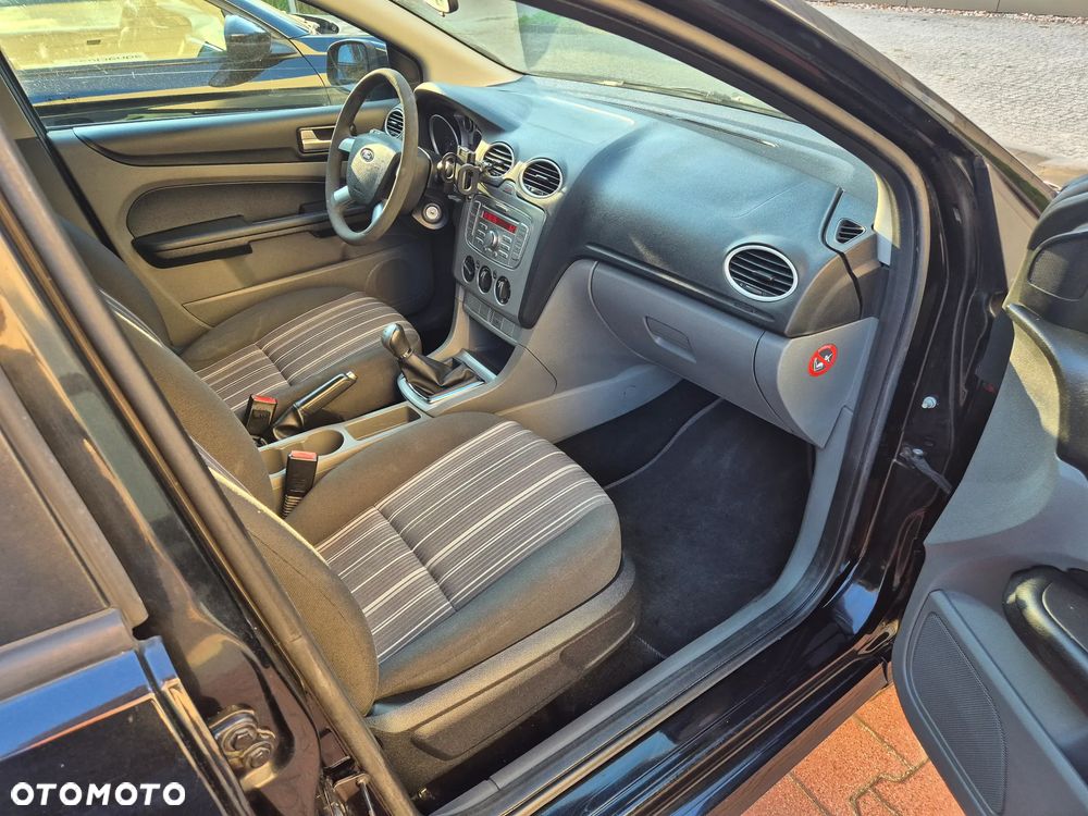 Ford Focus - 18
