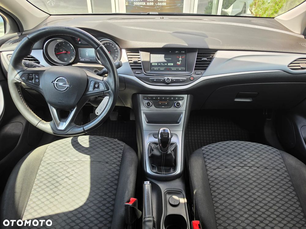 Opel Astra - 8