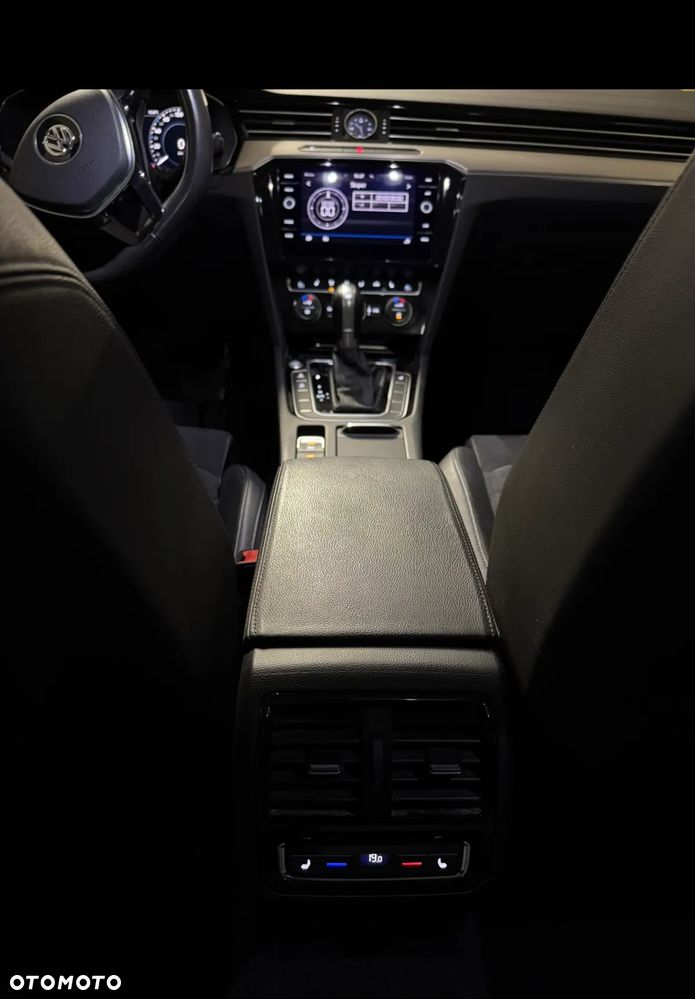 Volkswagen Passat 1.5 TSI EVO Highline DSG - 14