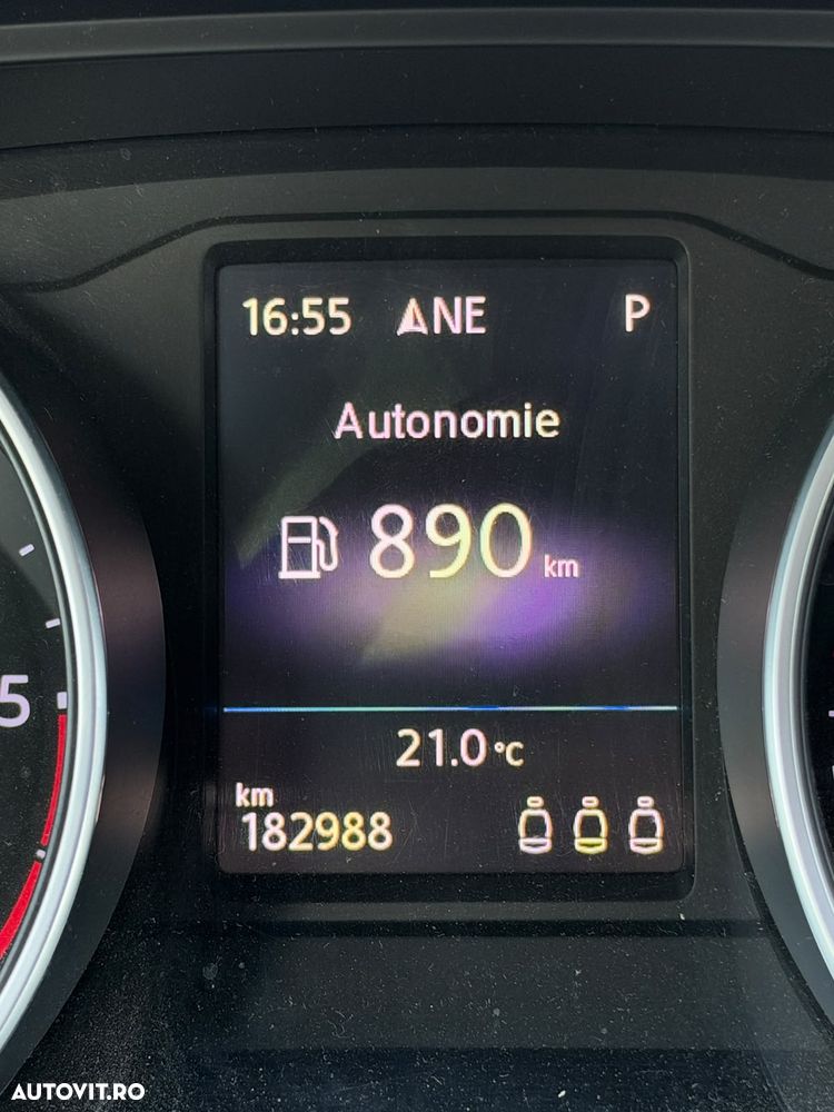 Volkswagen Tiguan - 13