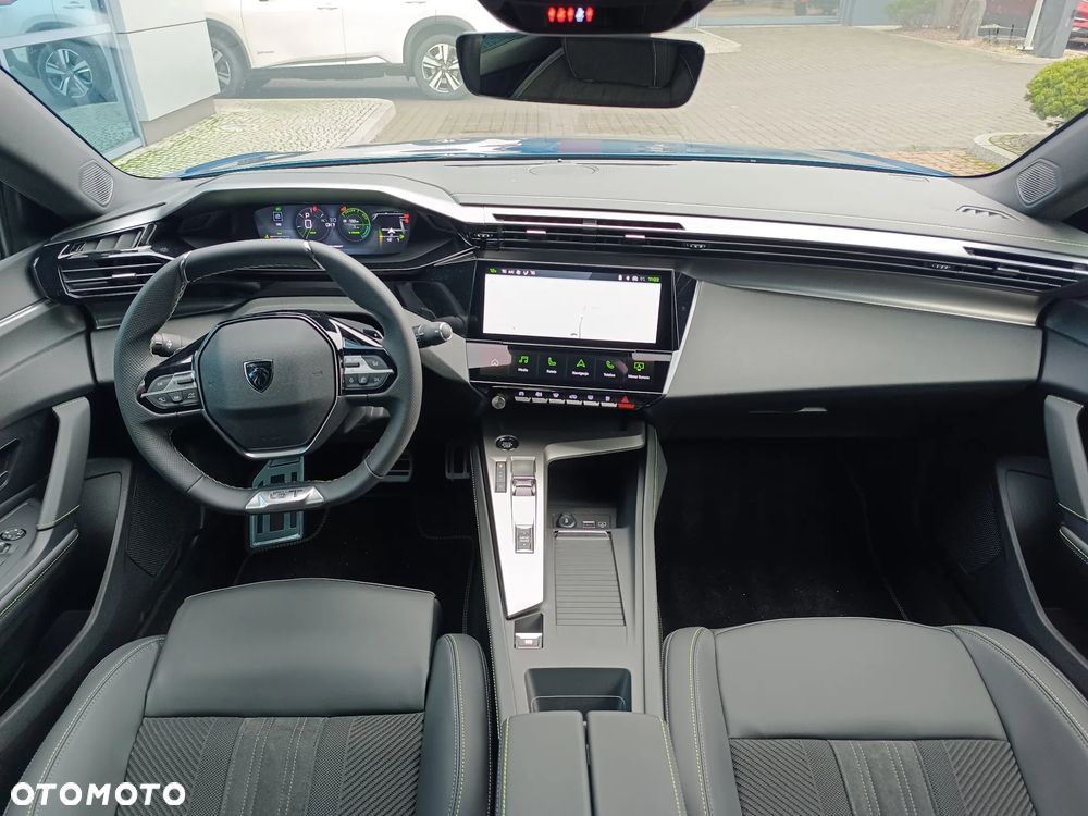 Peugeot 408 1.2 PureTech mHEV GT S&S e-DCS6 - 28